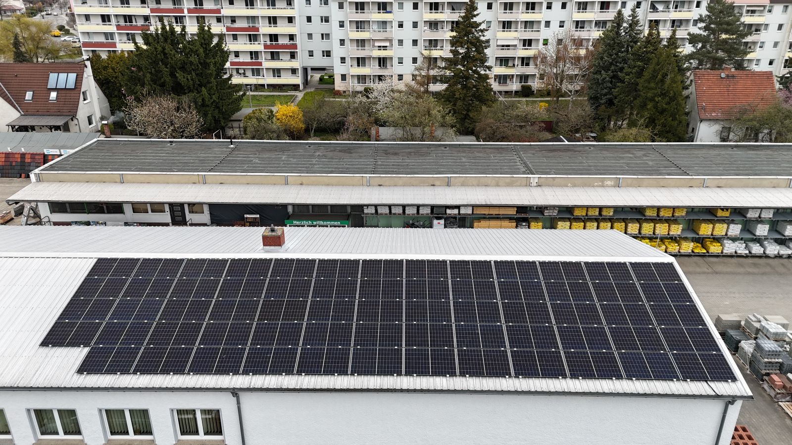 30 kWp Aufdach-Photovoltaikanlage